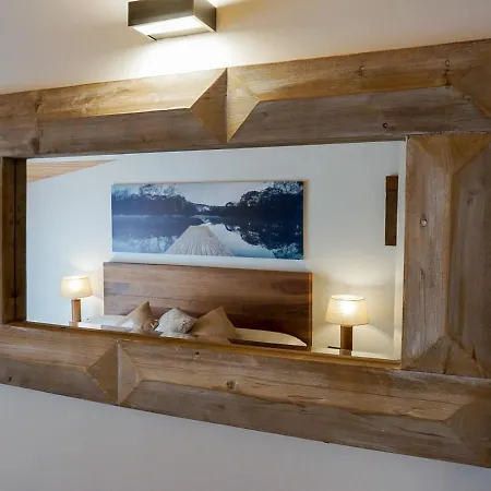 La Sala De 3*